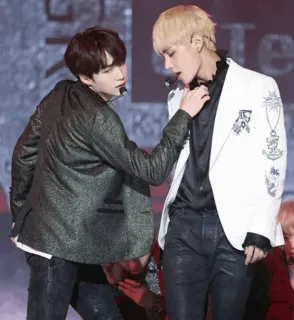 👨‍❤️‍👨 e7bae87c Männer, K-Pop, Künstler, Bühne, Konzert, Sänger telegram sticker