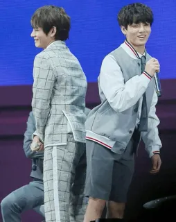 👨‍❤️‍👨 fabd8e4f kpop, bts, musik, auftritt, unterhaltung, promi, asiatisch telegram sticker