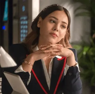 〰 312705bc Élite Frau, Schauspielerin, Elite, TV-Sendung telegram sticker