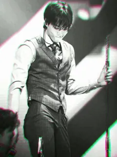 ⚫️ b84e9b98 telegram sticker