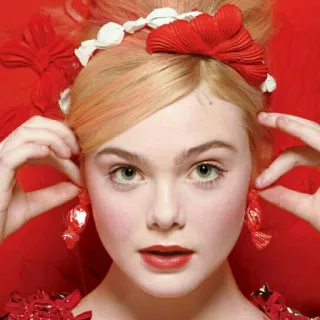 😀 11007e37 phụ nữ, chân dung, vẻ đẹp, màu đỏ, tóc vàng hoe, băng đô, bông tai telegram sticker