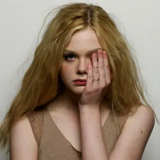 🤕 8d4576b2 phụ nữ, chân dung, gương mặt, tóc vàng, cô gái, vẻ đẹp telegram sticker