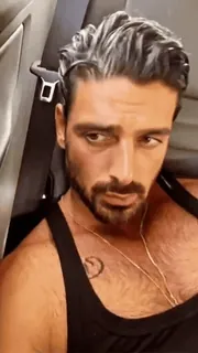 🎈 366655e8 Mann, Porträt, hübsch, Tattoo, männlich, Model telegram sticker