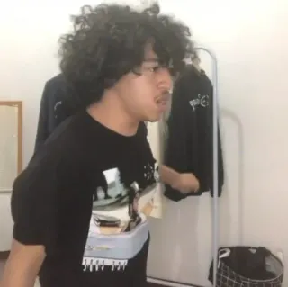 😬 f7e38471 telegram sticker