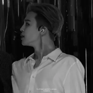 ♟ 168079bd Jimin FLIPTHATASSLIKEJIMINIE jimin, kpop, bts, piosenkarz, mężczyzna, koszula telegram sticker