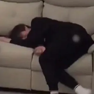 ☠️ 14d86120 personne, dormir, canapé, fatigué telegram sticker