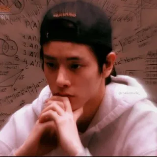 🧐 7416ae19 réflexion, homme, équations, mathématiques, problèmes telegram sticker