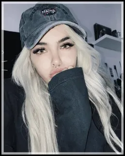 🌿 60eb6841 NASA 人, 女人, 帽子, nasa telegram sticker