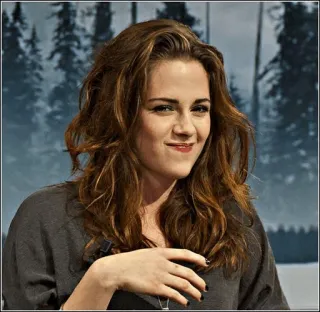 ✨ e957d768 Kristen Stewart attrice, ritratto, celebrità, donna, persona telegram sticker