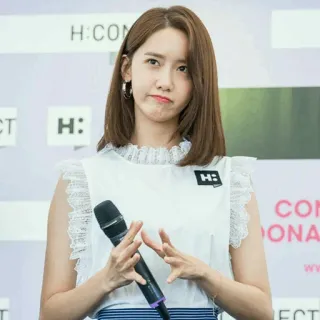 🏹 945b4431 Yoona người, phụ nữ, ca sĩ, diễn viên, hàn quốc, yoona telegram sticker