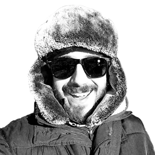 🎅 3c4c09c8 homme, bonnet hiver, lunettes de soleil, souriant, barbe, chapeau fourrure telegram sticker