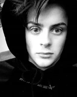 ◽️ af314a2a ALWAYS THE OPP osoba, bluza z kapturem, portret, czarno-białe, odzież telegram sticker