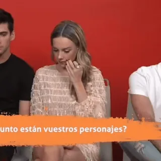 💜 b5ead3ba ¿Cuánto están vuestros personajes? telegram sticker