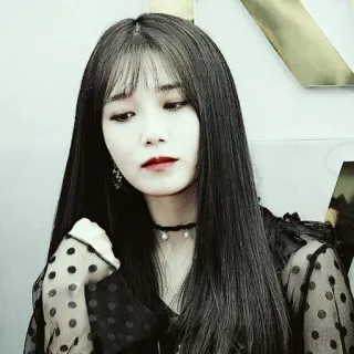 🕯 476f8e66 woman, black hair, portrait, asian whatsapp sticker