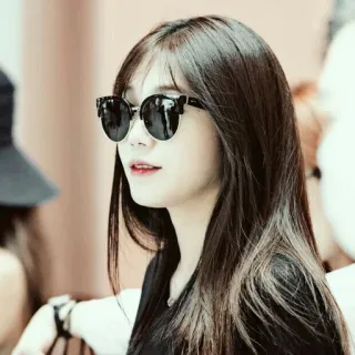 💸 e4c2587f woman, sunglasses, portrait, korean, girl, fashion, style whatsapp sticker