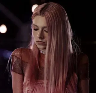 😐 81c85314 portrait, woman, pink hair, hunter schafer, actress whatsapp sticker