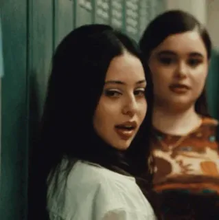 😐 d1aa1f19 Maddy Perez Euphoria Maddy Perez, Euphoria, Zendaya, HBO, teen drama, tv show, high school whatsapp sticker