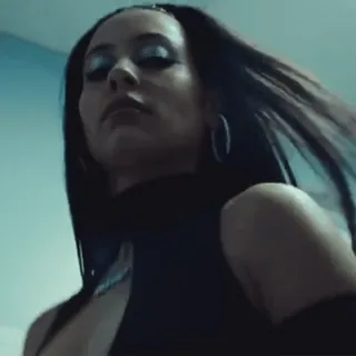 😔 c328a749 여자, 인물사진, 미, 얼굴, 메이크업, 패션 whatsapp sticker