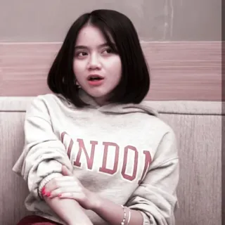 💗 bc8b25fc LONDON woman, hoodie, london, girl telegram sticker