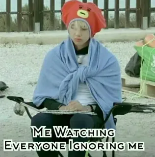 😔 143f9c1a Me Watching Everyone Ignoring Me มีม, ตลก, วิจารณ์สังคม, ความเหงา, การแยกตัว telegram sticker