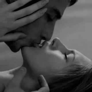 🔞 c299f0dc pocałunek, miłość, romans, intymny, uczucie, pasja telegram sticker