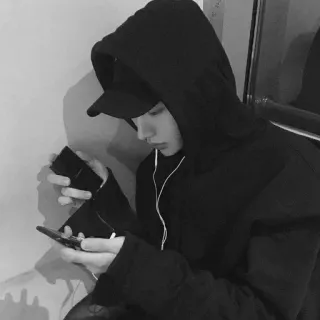 📎 8e3c7b5d person, hoodie, monochrome, phone, headphones telegram sticker