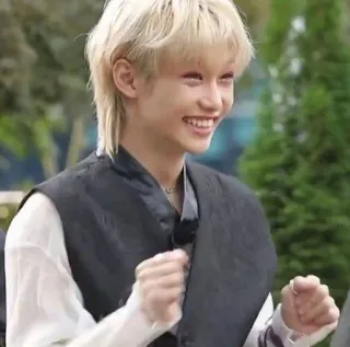 😃 1c0dc55e Felix K-Pop, เกาหลี, นักร้อง, Stray Kids, ไอดอล, ยิ้ม whatsapp sticker