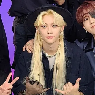 🤙 b6f59770 Felix kpop, ฟีลิกซ์, straykids, ไอดอล, นักร้อง whatsapp sticker