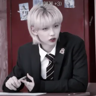 felix-stray kids by @leeranxs whatsapp stickers