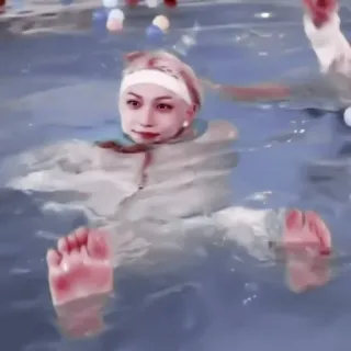 felix-stray kids by @leeranxs telegram stickers