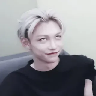 🍅 4302e017 사람, 인물사진, 남자, 얼굴, 표정 telegram sticker