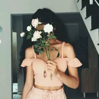 🌹 ba8ed6af 女性, 花, ポートレート, ファッション, スタイル, 若い女性 telegram sticker