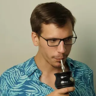 🧉 a3042af3 男人, 眼镜, 饮用, 马黛茶, 饮料, 肖像 telegram sticker