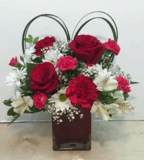 🌸 8180fc66 цветочная композиция, цветы, розы, флористика, украшение стола, букет telegram sticker