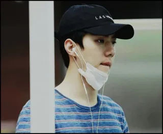 〰 d81b0f57 LAS VE người đàn ông, chân dung, khuôn mặt, mũ lưỡi trai telegram sticker