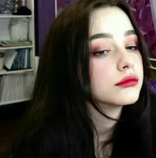 💜 392338ec phụ nữ, chân dung, vẻ đẹp, trang điểm, cô gái, tóc nâu telegram sticker