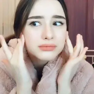 💜 6e4eb1b2 phụ nữ, chân dung, khuôn mặt, vẻ đẹp, cô gái telegram sticker