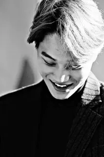 ➰ 5a4c73a1 mann, person, porträt, schwarz weiß, monochrom, lächeln, kleidung, augen telegram sticker