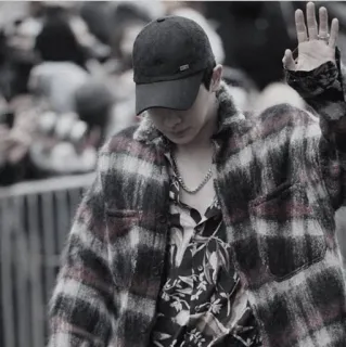 🌒 1cc30c88 uomo, moda, stile, cappello, camicia a quadri, abbigliamento casual telegram sticker