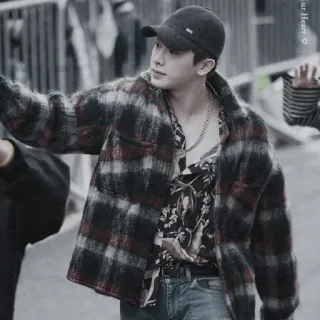 🌗 5983d196 telegram sticker