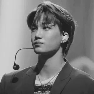 🕯 282dbaea Kai ไค, นักร้อง, เคป็อป, ไอดอล, นักแสดง, เพลง telegram sticker