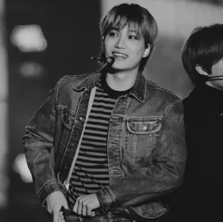 💴 4bb958c4 Kai kpop, exo, นักร้อง, ไอดอล, เอเชีย, ผู้ชาย, เดนิม telegram sticker