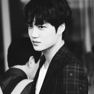 ⚓️ 10d4683a 人, 男人, 西装, 肖像, 黑白, 单色 whatsapp sticker