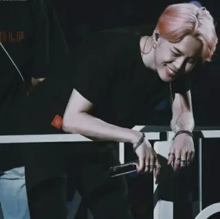 🎐 d997851e Jimin K-pop, BTS, певец, айдол, выступление, концерт whatsapp sticker