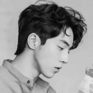 🔖 ccf54244 Mann, Person, Porträt, Schwarzweiß, Schauspieler, Koreanisch, Model telegram sticker