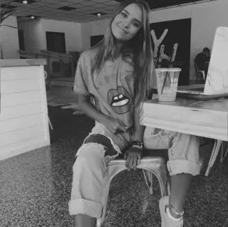 🌨 f56beeb1 telegram sticker