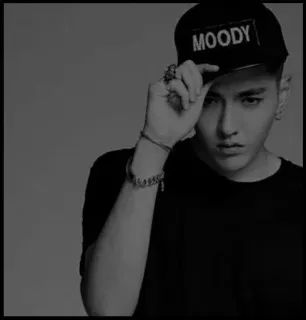 ✨ c327a8cf MOODY 남자, 모자, 변덕스러운, 캡, 보석 telegram sticker