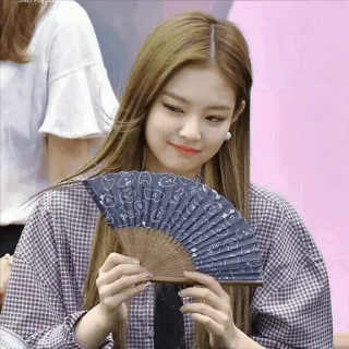 🍑 9dd2750b Jennie ONLY FOR JENNIE 韩流, 粉丝, Jennie, Blackpink telegram sticker