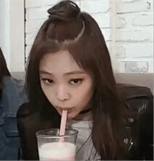 🍍 e0885627 女人, 喝, 饮料, 吸管, 人, 牛奶, 液体, 玻璃杯 telegram sticker