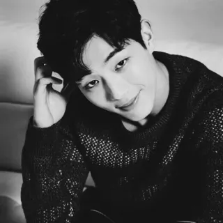 🎻 6e81e643 мужчина, портрет, черно-белое, свитер, человек, актер telegram sticker